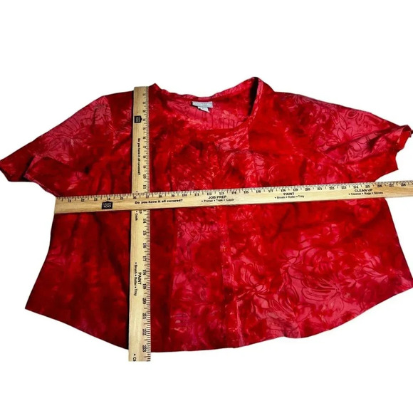 Liz & Me -Red Sheer Floral Burnout Blouse Women’s Short Sleeve Lightweight Top - Picture 5 of 6